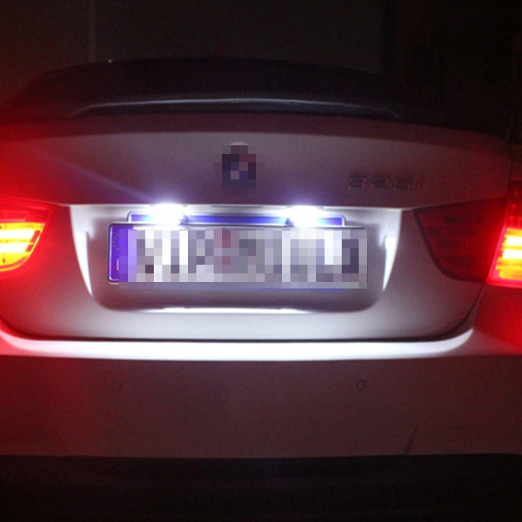 2 PCS License Plate Light with 18 SMD-3528 Lamps for Volkswagen Touareg 2003-2010 ,Prosche Cayenne 2002-2010,2W 120LM, DC12V (White Light)