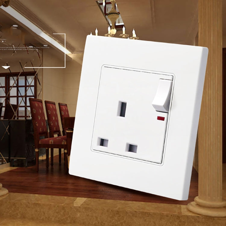 86 Type PC 13A Three Hole Power Socket with Light Switch, UK Plug