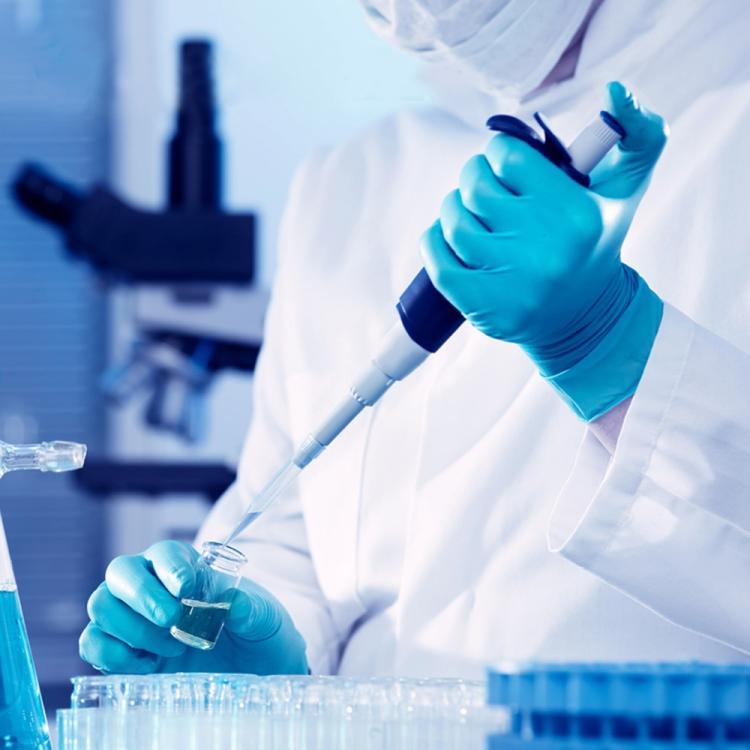 100pcs Blue Disposable Butyronitrile Gloves Housework Supplies, Size: L, Suitable for Palm Width: 9cm-10cm, New / Old Packing Box Random Delivery