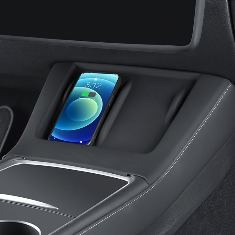 For Tesla Model 3 / Y Car Center Console Mobile Phone Wireless Charging Silicone Anti-slip Mat