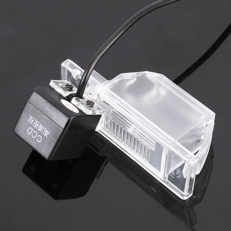 656x492 Effective Pixel HD Waterproof 4 LED Night Vision Wide Angle Car Rear View Backup Reverse Camera for Nissan Patrol 2017-2018 / Kicks 2017-2018