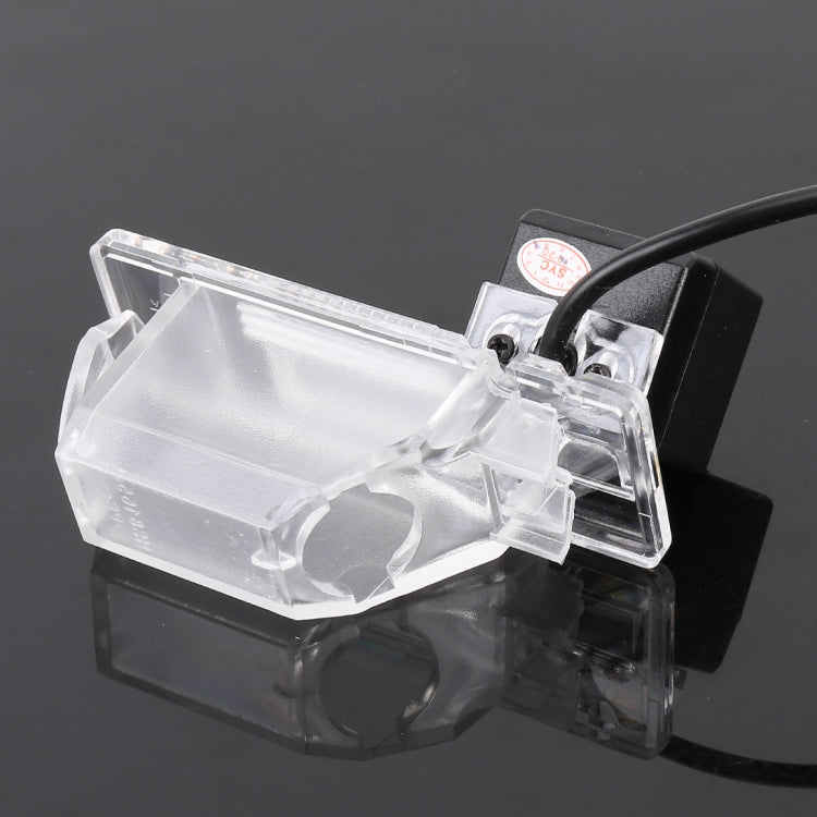 656x492 Effective Pixel HD Waterproof 4 LED Night Vision Wide Angle Car Rear View Backup Reverse Camera for Nissan Patrol 2017-2018 / Kicks 2017-2018