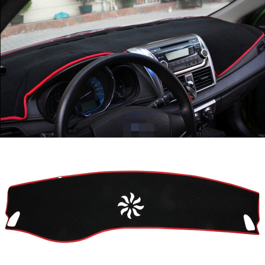Left-hand Drive Car Dashboard Instrument Panel Sunscreen Car Mats Hood Cover for Mercedes-Benz C-Class 2015-2018 (Please note the model and year)
