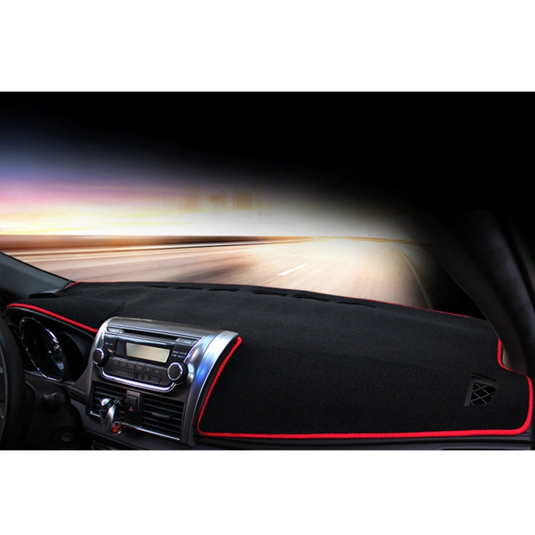 Left-hand Drive Dark Mat Car Dashboard Cover Car Light Pad Instrument Panel Sunscreen Car Mats for Trumpchi (Please note the model and year)