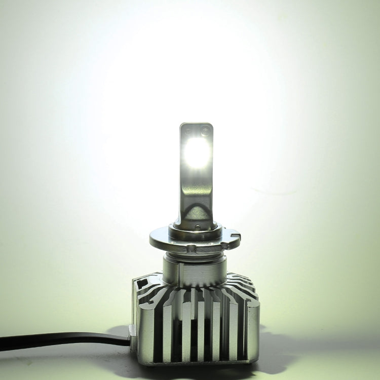 2 PCS DC12V / 35W / 5500K / 4000LM Car ED Headlight Lamps SMD-3570 Lamps for D1S