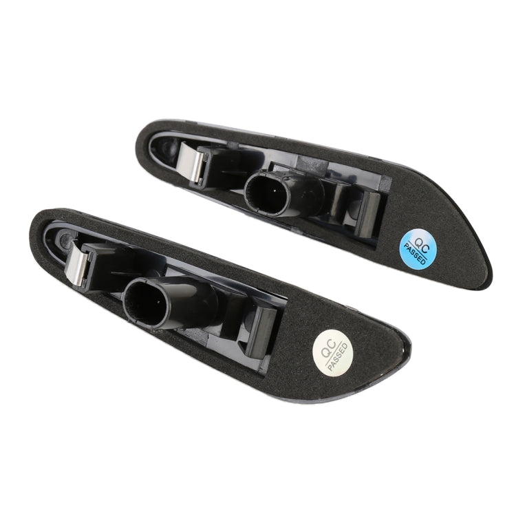 2 PCS D12V / 5W Car LED Dynamic Blinker Side Lights Flowing Water Turn Signal Light for BMW, Yellow Light