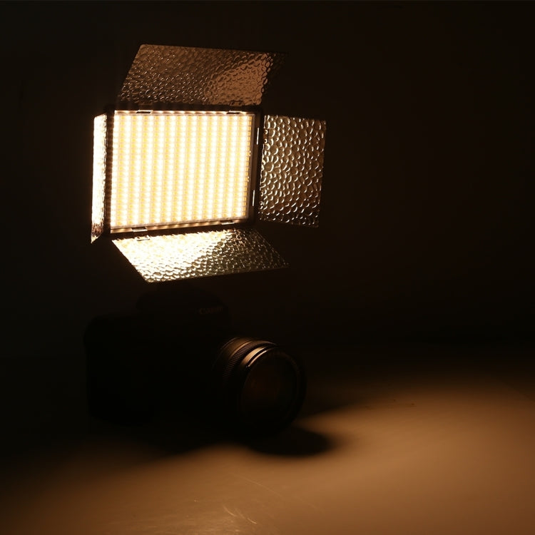 LED01 520 LEDs 4100LM Professional Vlogging Photography Video & Photo Studio Light for Canon / Nikon DSLR Cameras