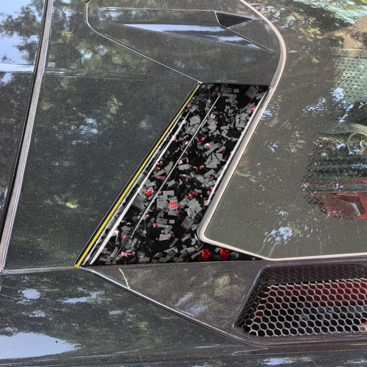 6pcs/Set Forged Gold Foil Carbon Fiber Car Roof Camera Decorative Sticker for Chevrolet Corvette C8 2020-, Left and Right Driver