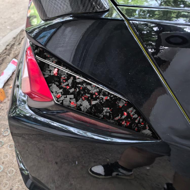 4pcs/Set Forged Gold Foil Carbon Fiber Car Taillight Sides Decorative Sticker for Chevrolet Corvette C8 2020-, Left and Right Driver