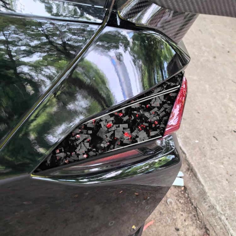 4pcs/Set Forged Gold Foil Carbon Fiber Car Taillight Sides Decorative Sticker for Chevrolet Corvette C8 2020-, Left and Right Driver