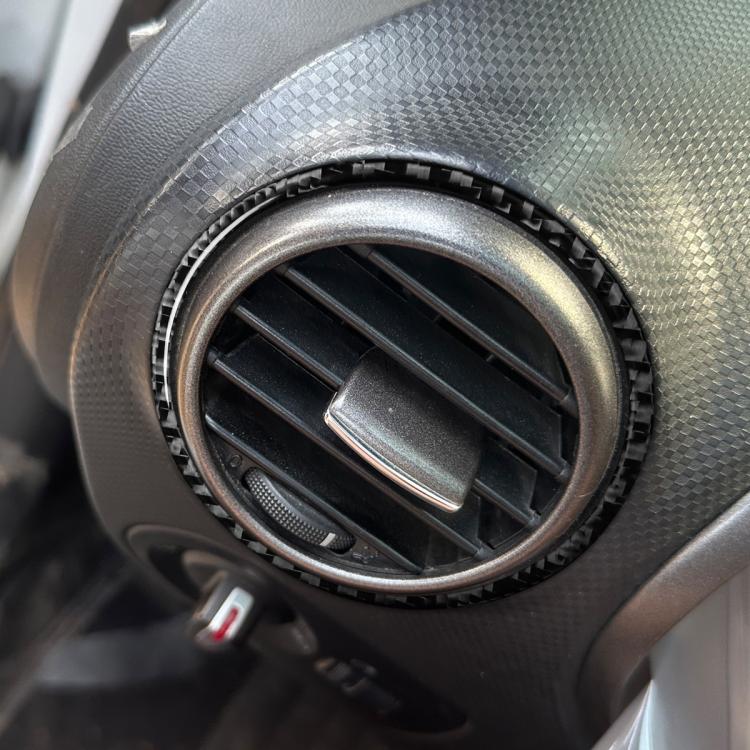 2pcs/Set Carbon Fiber Car AC Two Sides Air Outlet Decorative Sticker for SEAT Leon 2005-2012, Left and Right Driver