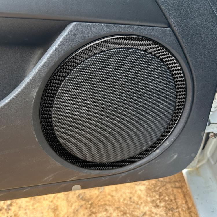 4pcs/Set Carbon Fiber Car Door Horn Ring Decorative Sticker for SEAT Leon 2005-2012, Left and Right Driver