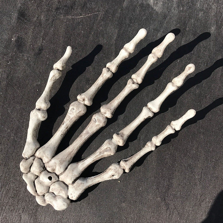 One Pair Halloween Skeleton Hands Haunted House Decoration Props, Size: 15.5 x 10cm