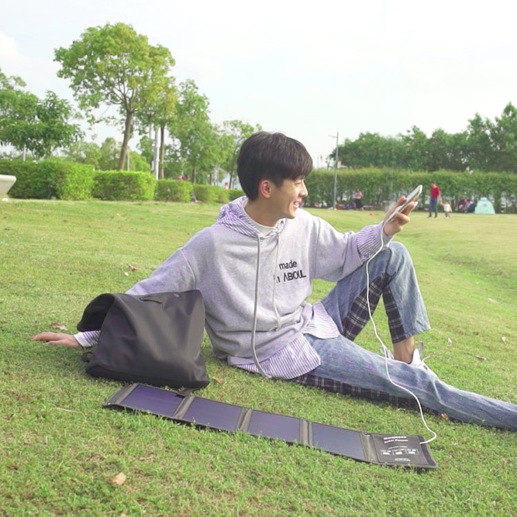 HAWEEL 21W Foldable Solar Panel Charger with 5V 3A Max Dual USB Ports