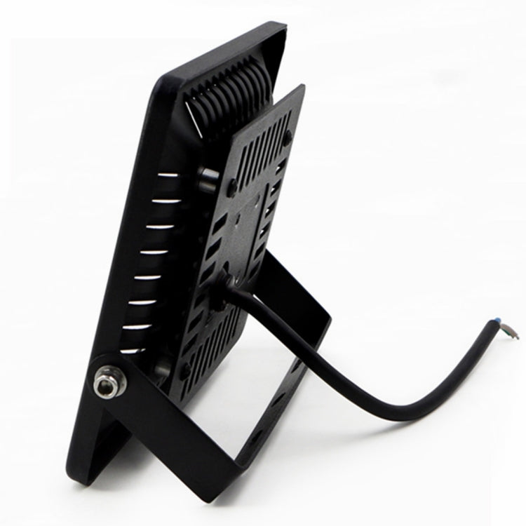 Luminous Flux: > 4000LM, PF > 0.9, RA > 80, AC 90-140V