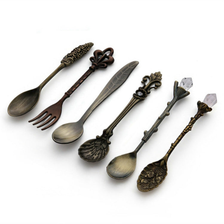 6pcs / Set Vintage Mini Coffee Spoons Suit Royal Style Metal Carved Coffee Fruit Cutler Dessert Flatware Kitchen Tools