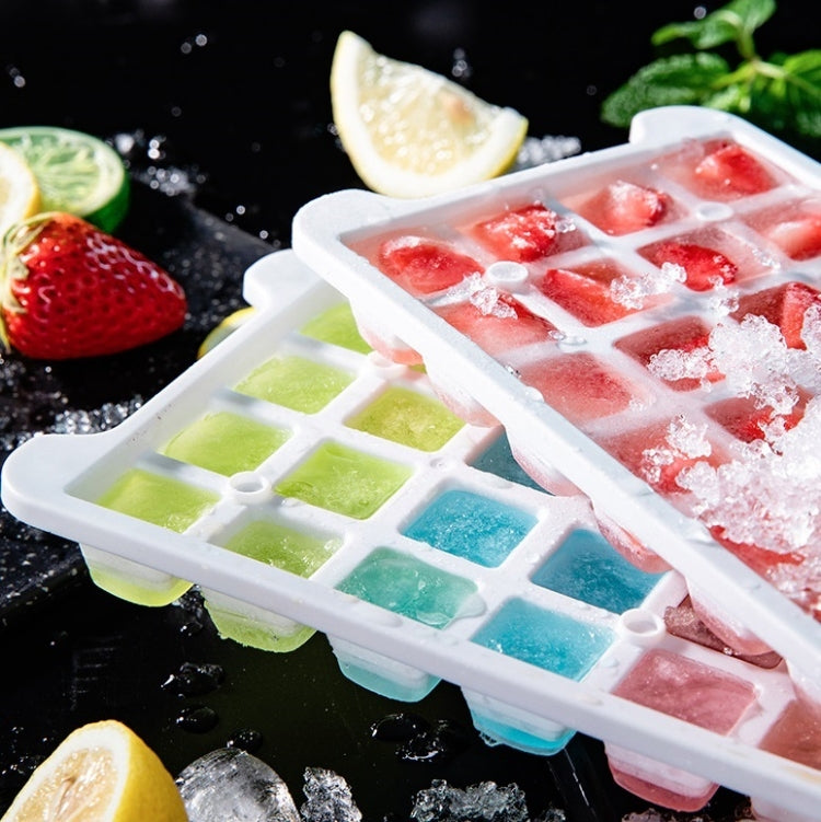 Household Silicone Ice Box With Lid Ice Cube Mold Refrigerator Ice Lattice Quick Freezer Random Color Delivery