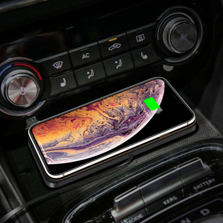 C1 15W TYPEC Interface Car Anti-slip Mat Wireless Charger
