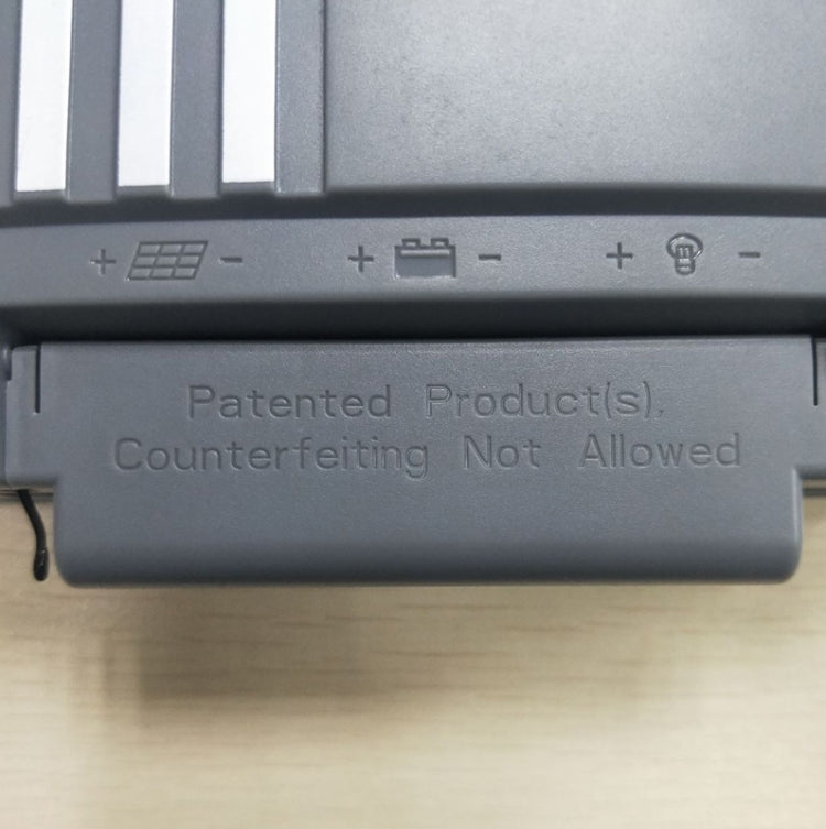 MPPT 40A  12V/24V LCD Display Solar Controller  Automatic Identification Off-Grid System Controller