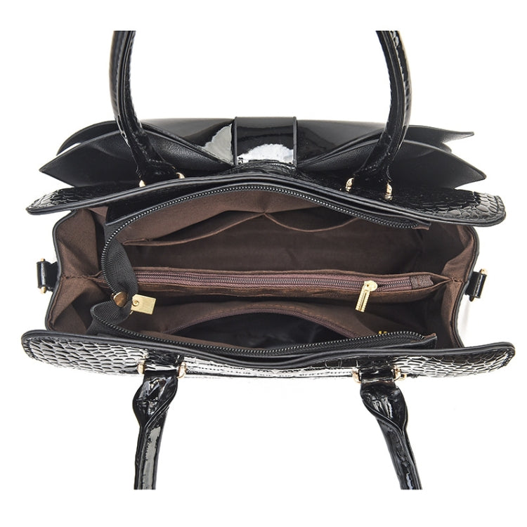 8111 Bow Bright Leather Ladies Handbag