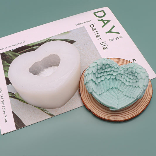 Heart Shaped Angel Wings Silicone Mold Baking Ice Cream Candle Aromatherapy Mold