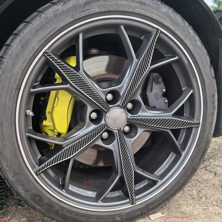 For Chevrolet Corvette C8 20pcs /Set Wheel Trim Stickers