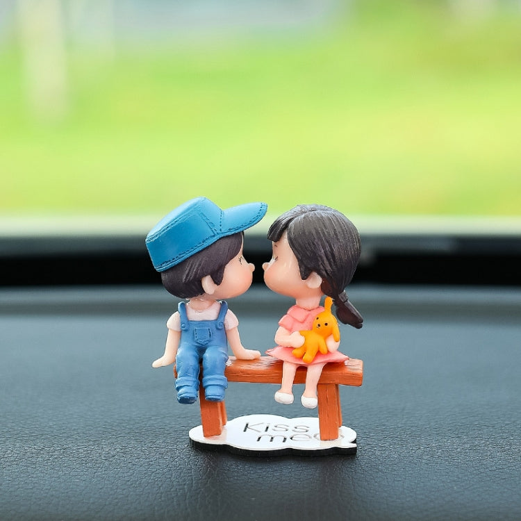 Car Ornament Ornament Lovely Kissing Couple Doll, Color:
