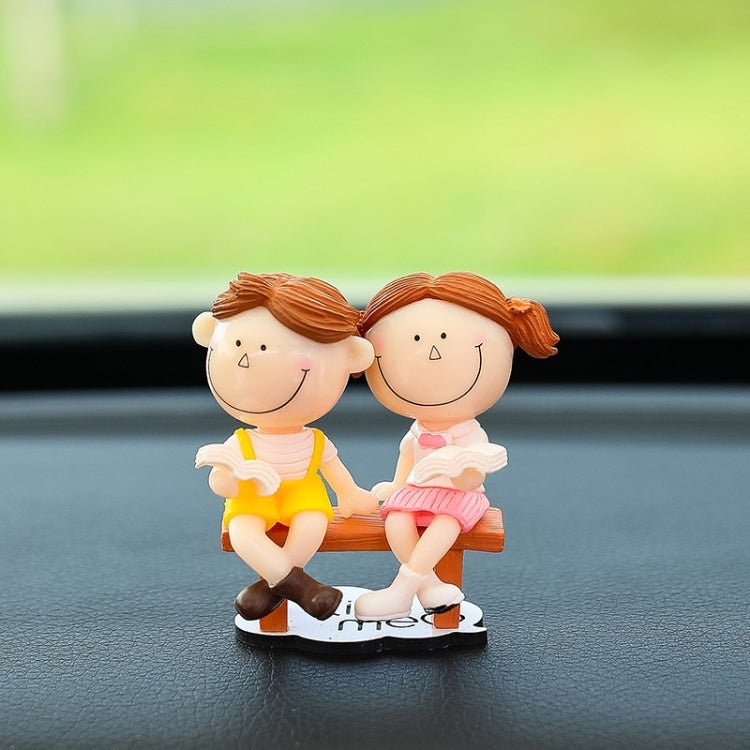 Car Ornament Ornament Lovely Kissing Couple Doll, Color: