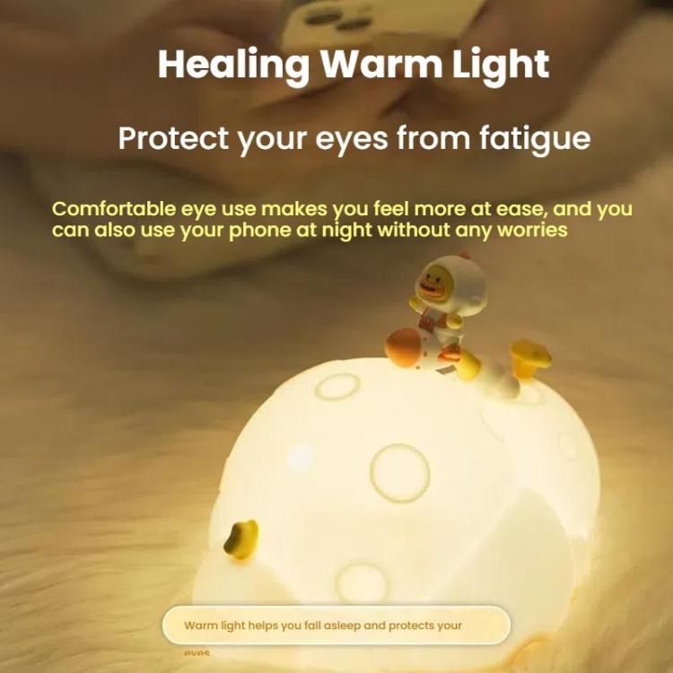 ICARER FAMILY IF-YD04 Cartoon Silicone Night Light Ornaments Astronaut Moon Lamp