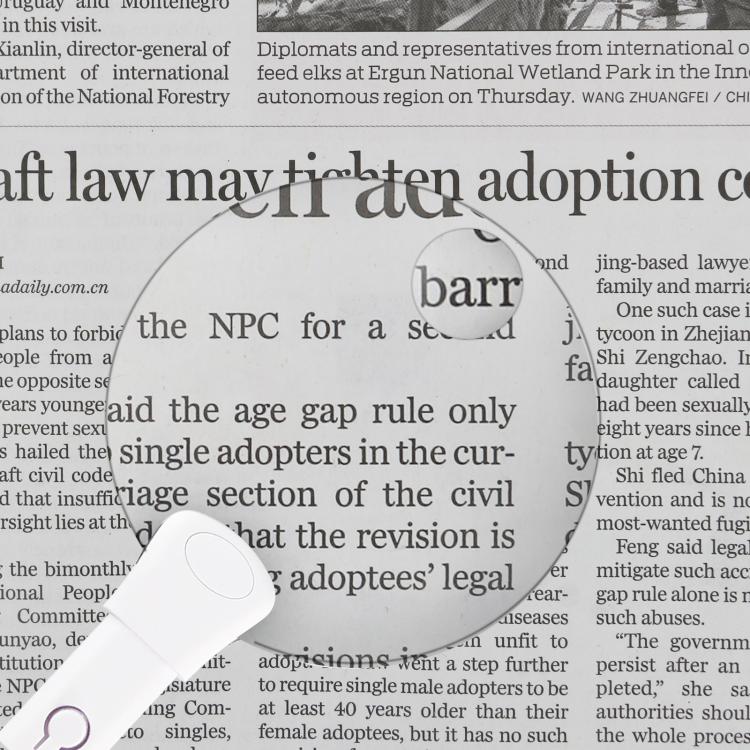 5/10X Desktop Neck-Hanging Dual-Use Reading Magnifier HD Foldable Magnifier For Elderly People Reading