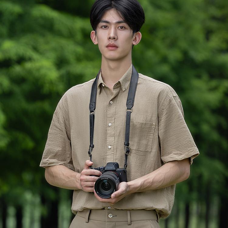 Cwatcun D222 Medium Comfortable DSLR Camera Universal Shoulder Strap Leather Quick Release Strap